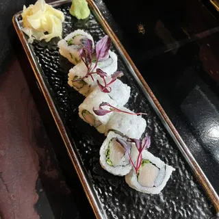 Yellowtail Scallion Roll