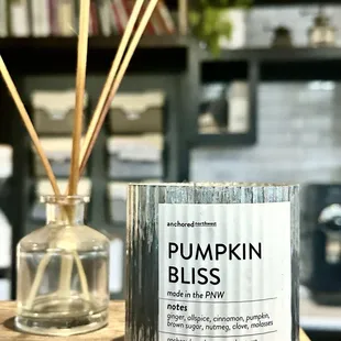 Pumpkin Bliss candle smells amazing up front!