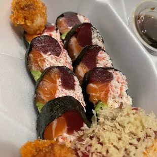 Holt roll and crispy rice.