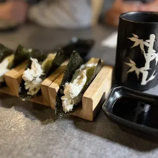 3 bluecrab hand roll