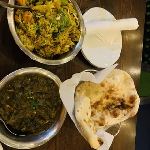 Saag paneer and veg pulao with Naan