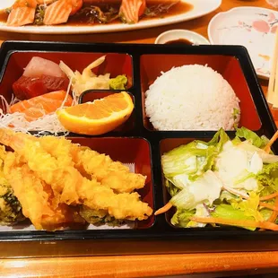 Tempura/Sashimi lunch