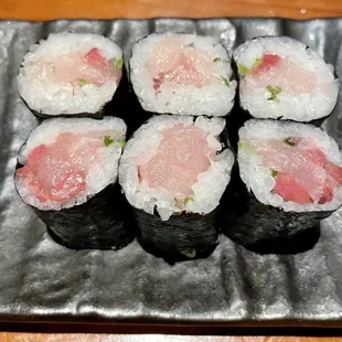 6 Pieces Negihama Maki
