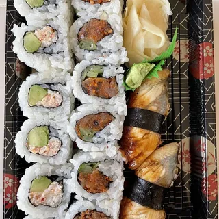 Spicy Tuna Sushi Roll