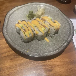 Alaskan Roll (Spicy Salmon)**