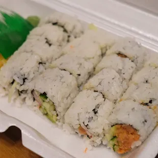 California roll and spicy tuna roll