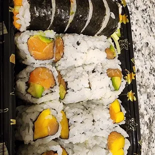 Spicy salmon  Salmon mango Salmon avocado