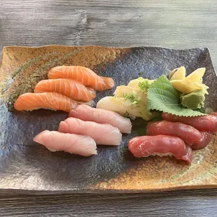 12 piece nigiri sushi