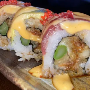 Tsunami Sushi