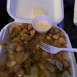 Hibachi chicken with fried rice and vegetables