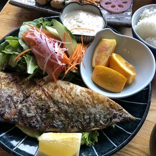 Saba Shioyaki