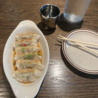 Gyoza