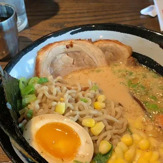 Tonkotsu Miso Ramen