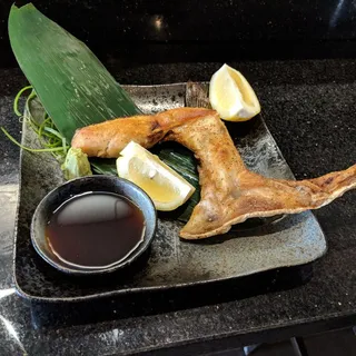 Hamachi Kamayaki