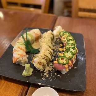 Paradise roll, alligator roll, Morgan roll