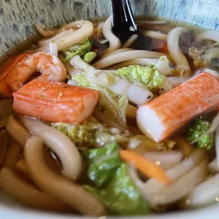 Seafood Udon soup