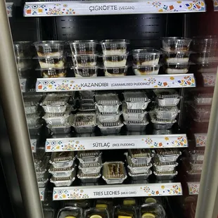 drink, cupcakes