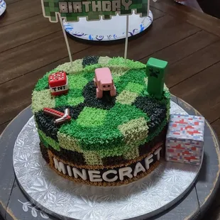 a minecraft birthday cake