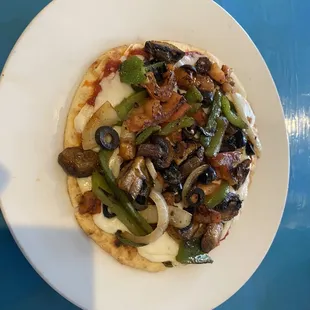 Veggie Pita Pizza !! :)