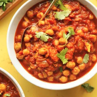 two bowls of chickpeas