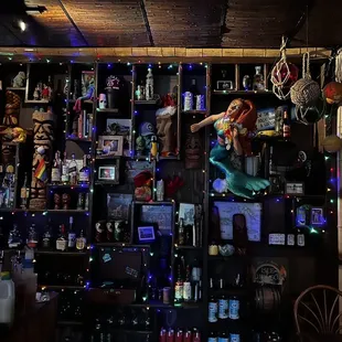 Decor behind/next to the bar