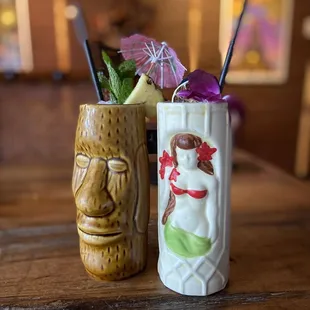 Aku Aku, Bahama Mama