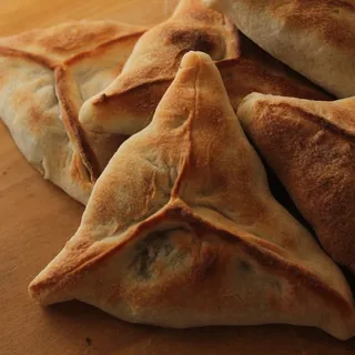 Mini Spinach Triangles