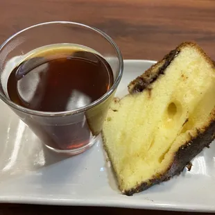 Fragrant spiced tea with sweet bread