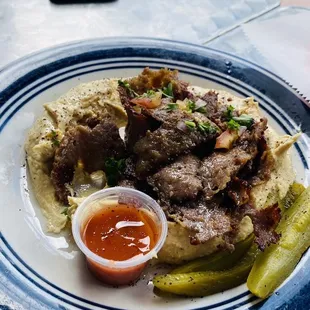 Hummus with Meat