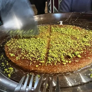 KENAFA (SERVES 3-4 PEOPLE)