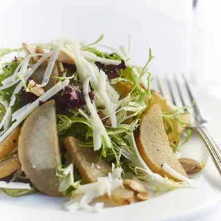 Brad's Grilled Pear Salad