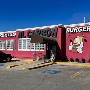 the outside of a restaurant