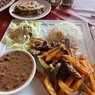 Lomo saltado