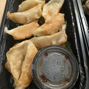 Fry Shrimp Gyoza Dumplings ( 8 pcs )