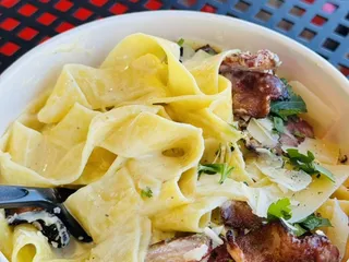 Giant Manhattan Pizza