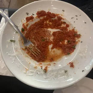 The spice sausage rigatoni is by far one of the best red sauce pastas I've had. Will be eating this place again for sure.