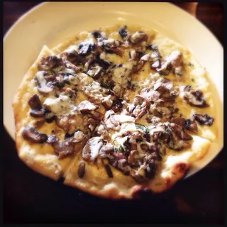 Funghi Pizza