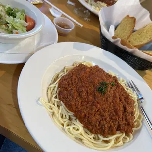 Spaghetti w/Meat Sauce...delicious!!!!