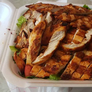 Lebanese salad with chicken