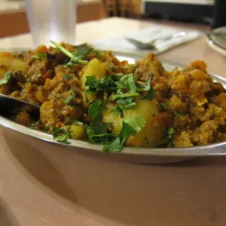 Aaloo Qeema