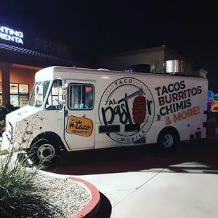 a taco truck at night
