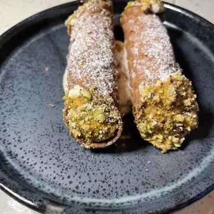 Cannoli