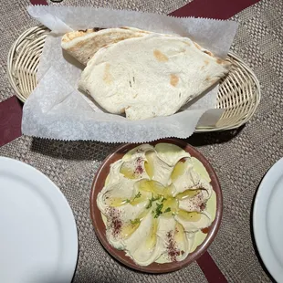 Hummus Beiruti