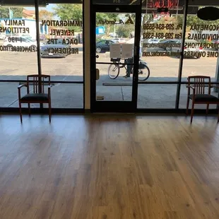 Al sanchez income tax Dentro de oficina parte del frente