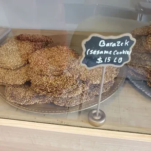 Sesame cookies