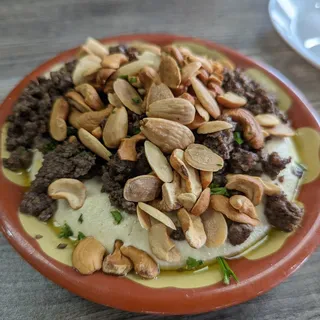 Hummus with Ground Meat