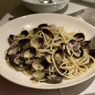 Clam linguine