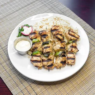 Chicken Shish Taouk Entrée