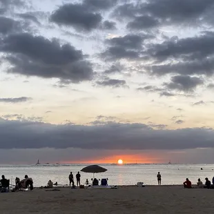Sunset at Ala Moana Beach