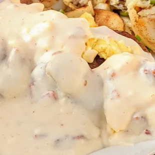 Country Scramble with Fried Potatoes | Instagram: @telephonesmoothie